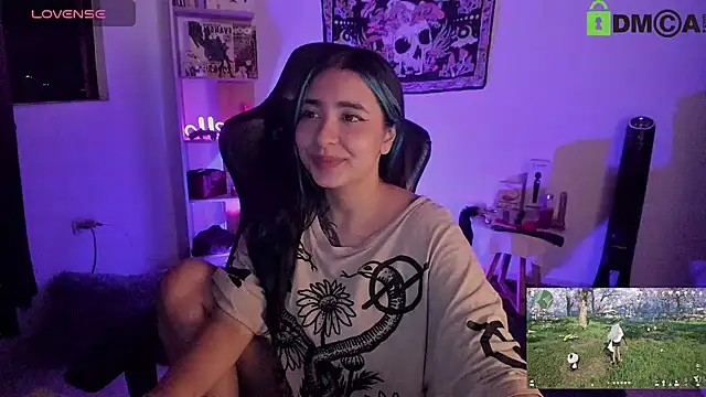 sweetcoralinee online show from 09.26.25