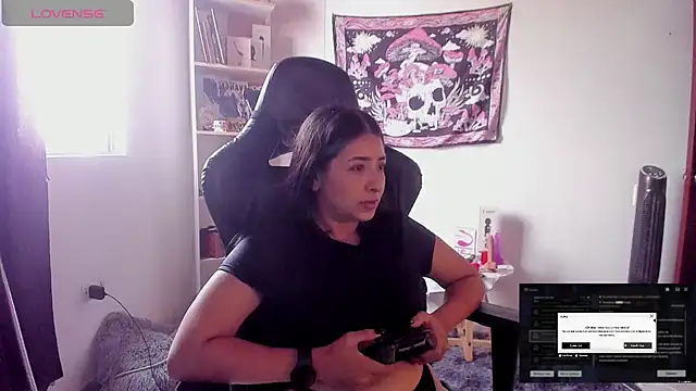 sweetcoralinee online show from 10.15.25