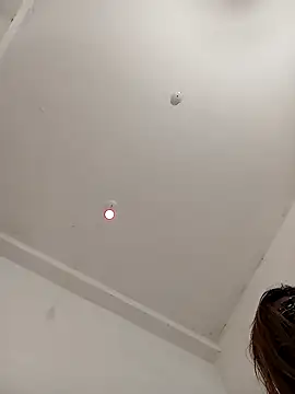 littlequeen77 online show from 01.20.25