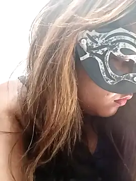 littlequeen77 online show from 02.16.25