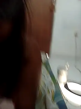 littlequeen77 online show from 02.21.25