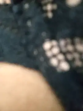 littlequeen77 online show from 02.24.25