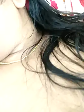 littlequeen77 online show from 02.28.25