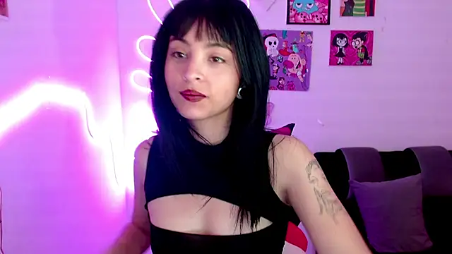 Kind Scarlett online show from 02.01.25