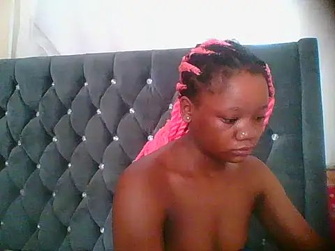 HotJeylee online show from 12.19.25