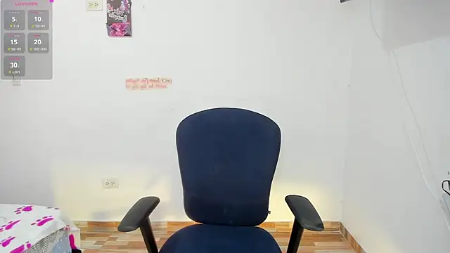 misskimaa2 online show from 10.05.25