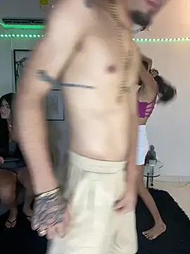 royalgirls x online show from 11.16.25