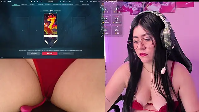 Snapshot of DanielaHang chatting on 02.24.25 DanielaHang online show from 02.24.25