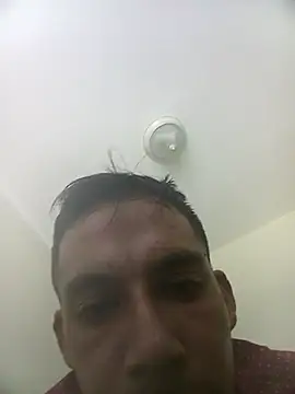 Snapshot of aL3JanDro93 chatting on 06.24.26 aL3JanDro93 online show from 06.24.26