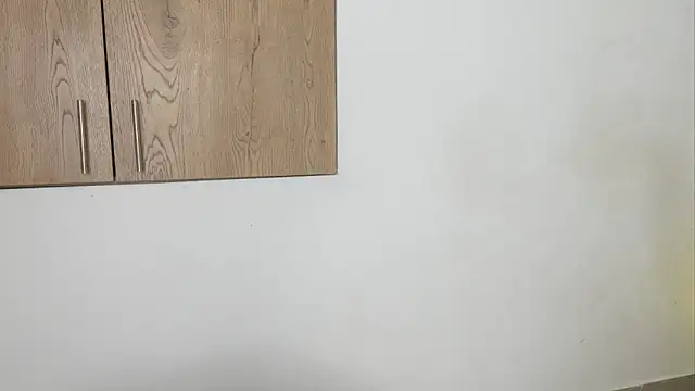 khloe kaczka  online show from 12.17.24