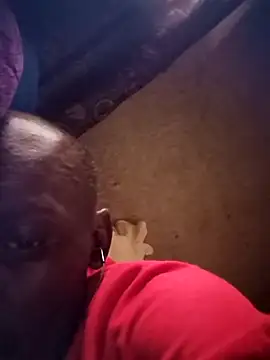 Snapshot of Forgetopposite chatting on 11.04.25 Forgetopposite online show from 11.04.25