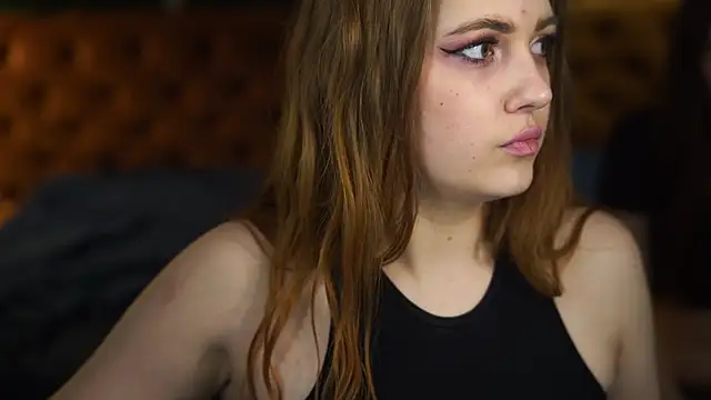 Snapshot of Grace_Fantasy chatting on 12.15.24 Grace Fantasy online show from 12.15.24