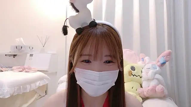 Snapshot of HONO_cha chatting on 01.19.26 HONO cha online show from 01.19.26