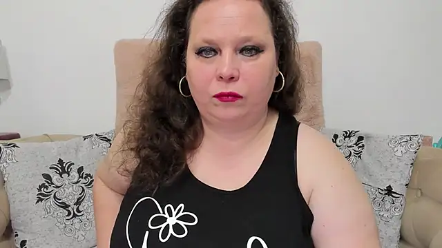 Snapshot of KarolineJoyy chatting on 02.27.26 KarolineJoyy online show from 02.27.26