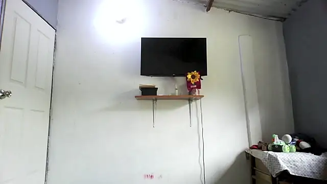 linzeysmith4 online show from 06.10.26