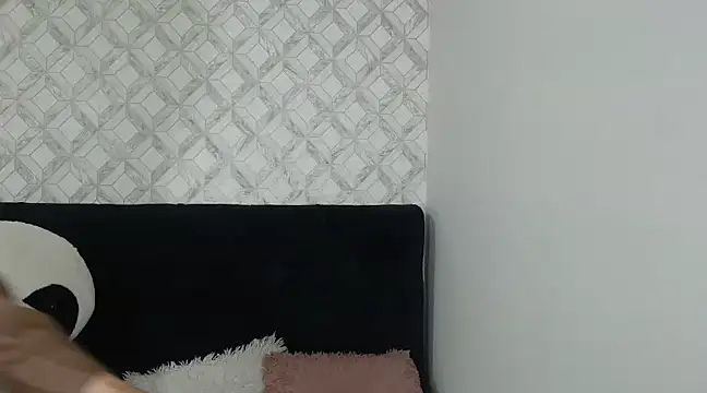 Emma-Wilson online show from 02.09.25