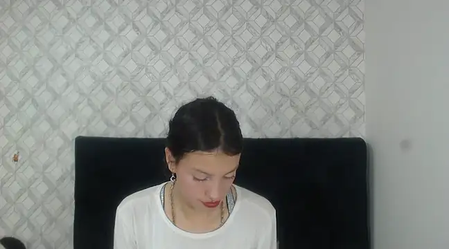 Emma-Wilson online show from 02.25.25