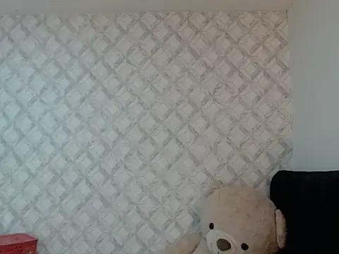 Snapshot of Emma-Wilson chatting on 02.02.26 Emma-Wilson online show from 02.02.26