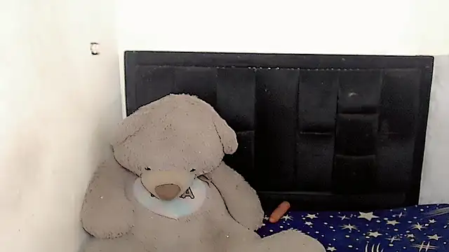 Michell Queen online show from 01.19.25