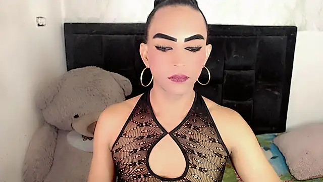 Michell Queen online show from 09.26.25