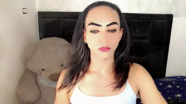 Michell Queen online show from 12.21.25