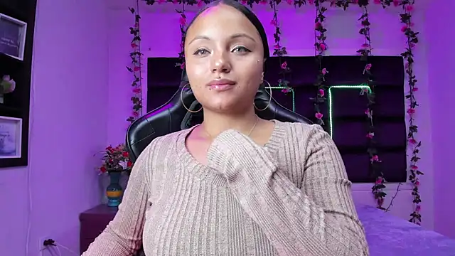 sweelanna   online show from 11.07.25