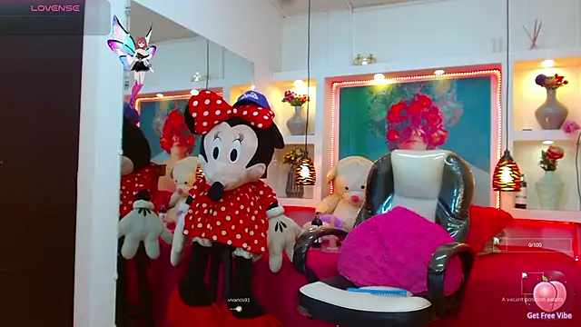 lorenapinto online show from 10.21.25