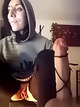 freyamoret online show from 03.14.25