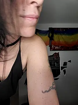 freyamoret online show from 09.29.25