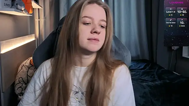 Snapshot of candy_maggie chatting on 02.12.25 candy maggie online show from 02.12.25