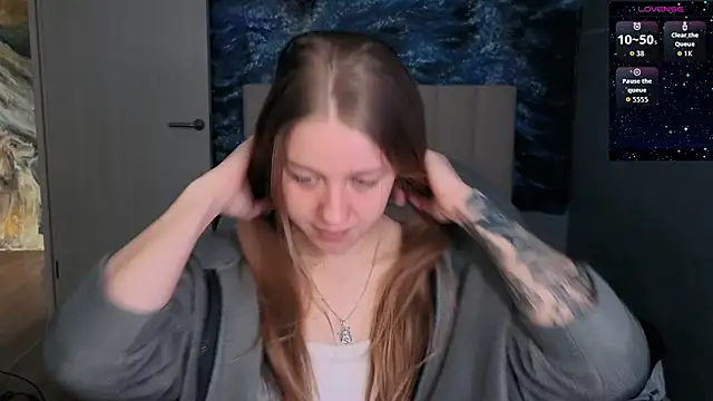 Snapshot of candy_maggie chatting on 04.28.26 candy maggie online show from 04.28.26