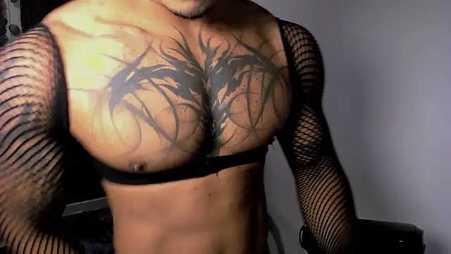 Young laroi online show from 02.22.25