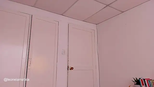 cuddlingbunny online show from 03.21.25