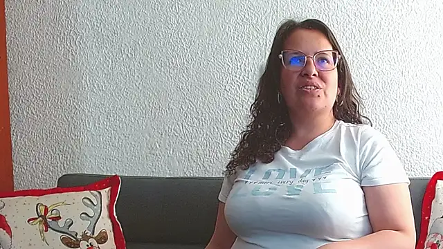 honeyhot paty online show from 12.08.24