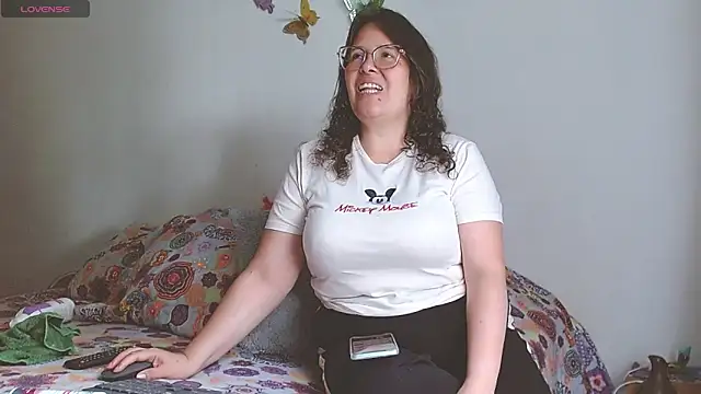 honeyhot paty online show from 01.04.25