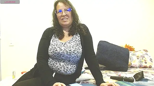 honeyhot paty online show from 03.15.25