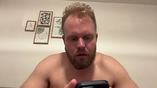 Snapshot of jerkoffwankster chatting on 12.20.24 jerkoffwankster online show from 12.20.24