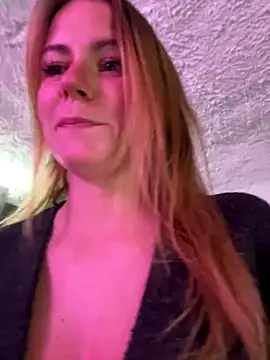 selenaluvv online show from 01.07.26