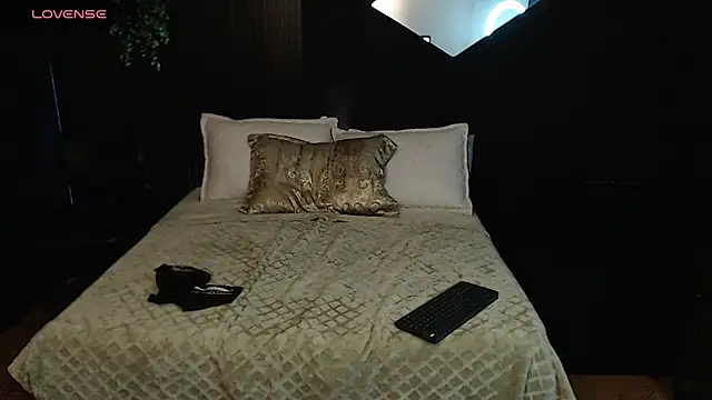 pretty cristal69 online show from 02.24.26