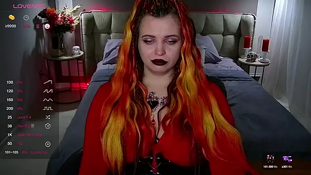 Miss Maya Mils online show from 02.02.25