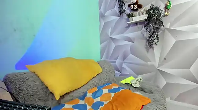 krityn 12 online show from 03.15.25