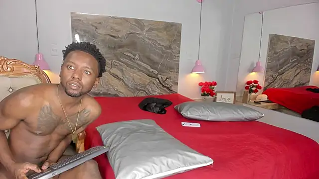 Snapshot of kaleb_violeta_1 chatting on 02.20.26 kaleb violeta 1 online show from 02.20.26