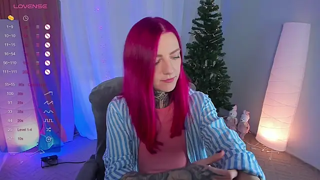 Snapshot of Roxy_____ chatting on 01.02.25 Roxy      online show from 01.02.25