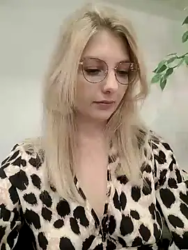 Amitiel Angel online show from 01.17.25