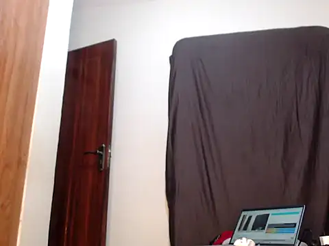 Snapshot of wetpussy_ebony chatting on 06.28.26 wetpussy ebony online show from 06.28.26