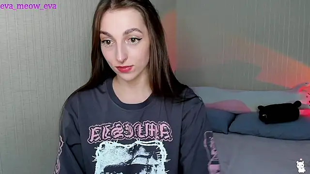 Snapshot of Meow_Eva_Meow chatting on 02.19.25 Meow Eva Meow online show from 02.19.25