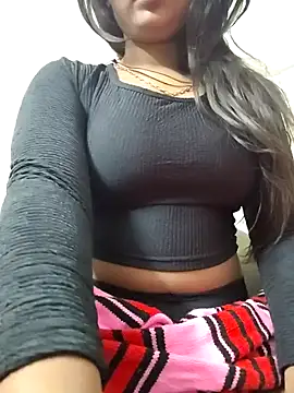 Snapshot of MohiniHott chatting on 01.23.25 MohiniHott online show from 01.23.25