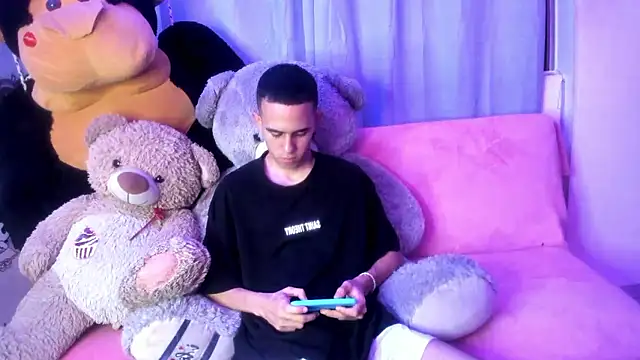 isaaclatino online show from 01.14.26