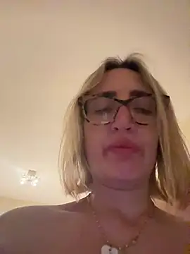 casalinga88 online show from 03.02.25