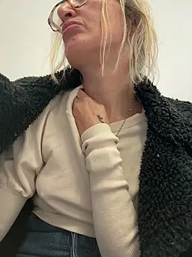 casalinga88 online show from 03.21.25